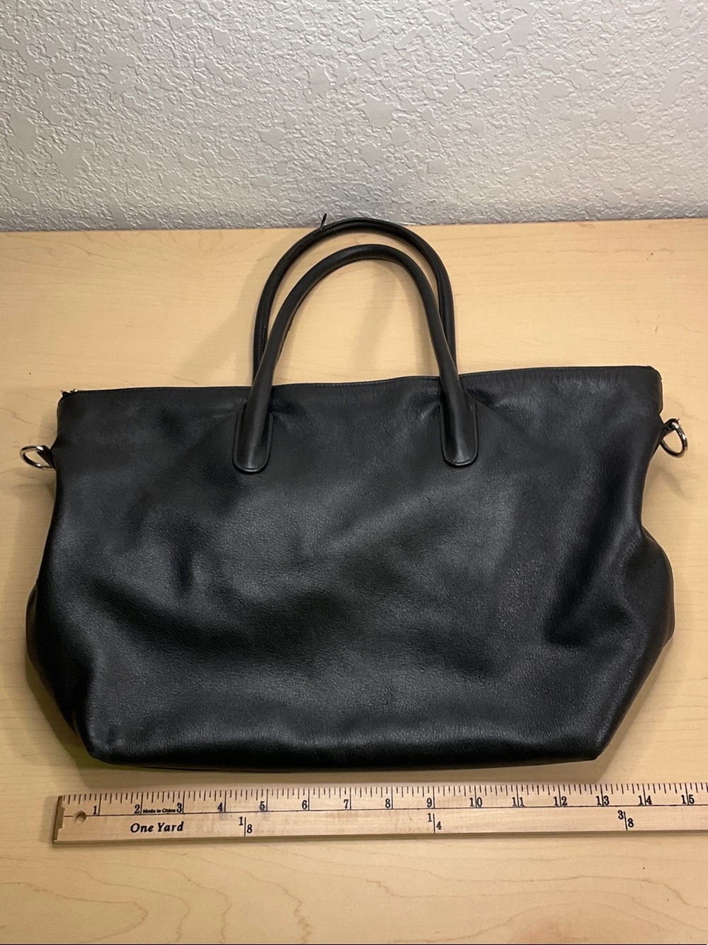 Cuyana Black Leather Tote